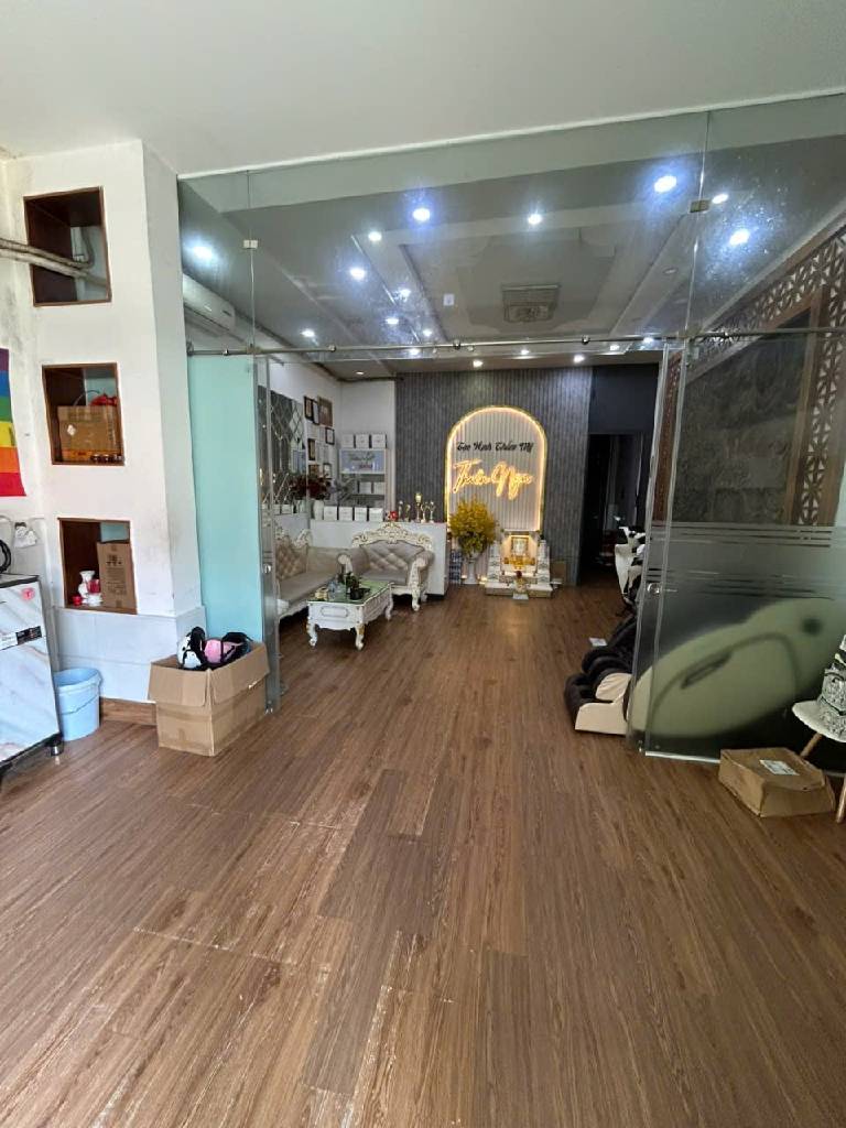 NHÀ MẶT TIỀN NGANG RỘNG RÃI CÓ THỂ KINH DOANH MỌI NGHÀNH NGHỀ